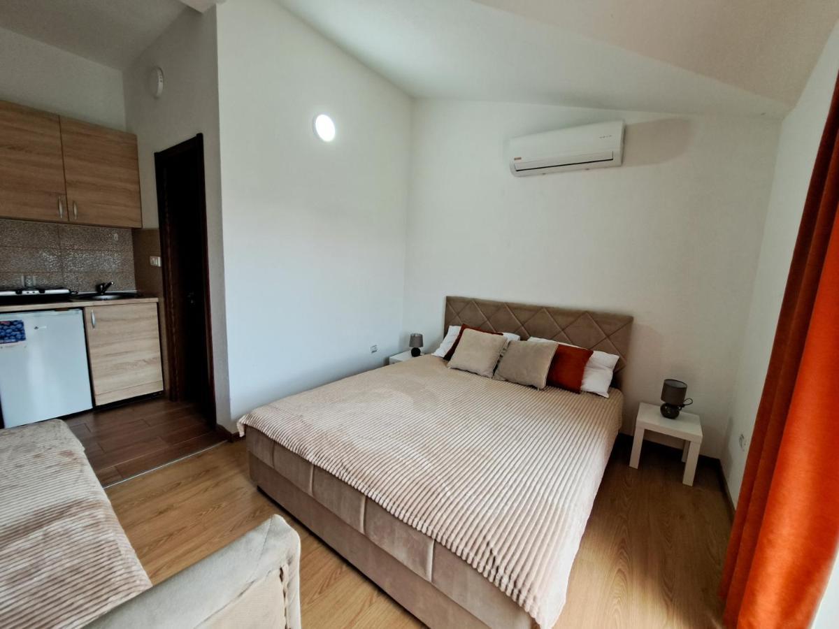 Jasmin Apartmani Bar Extérieur photo