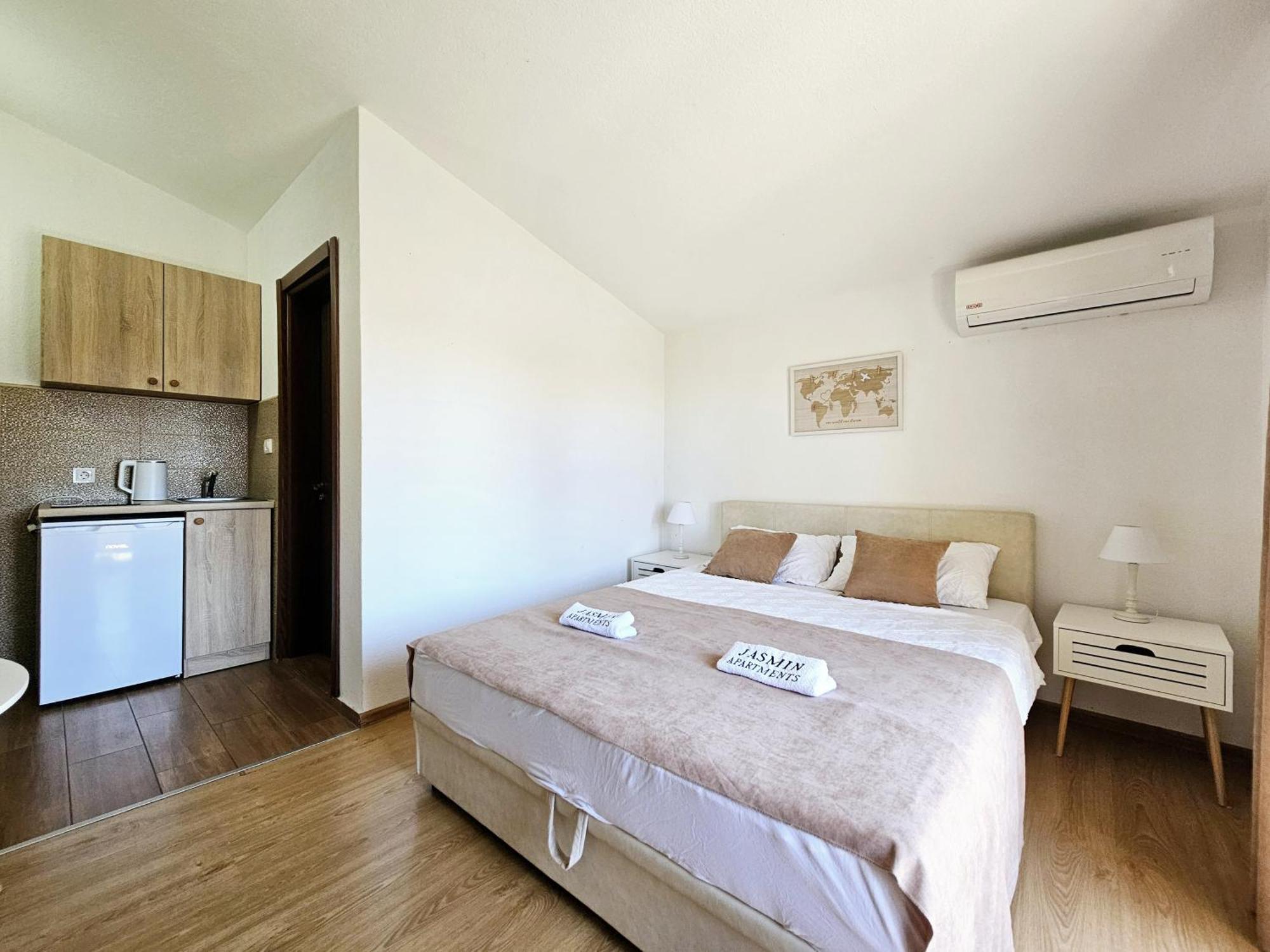 Jasmin Apartmani Bar Extérieur photo